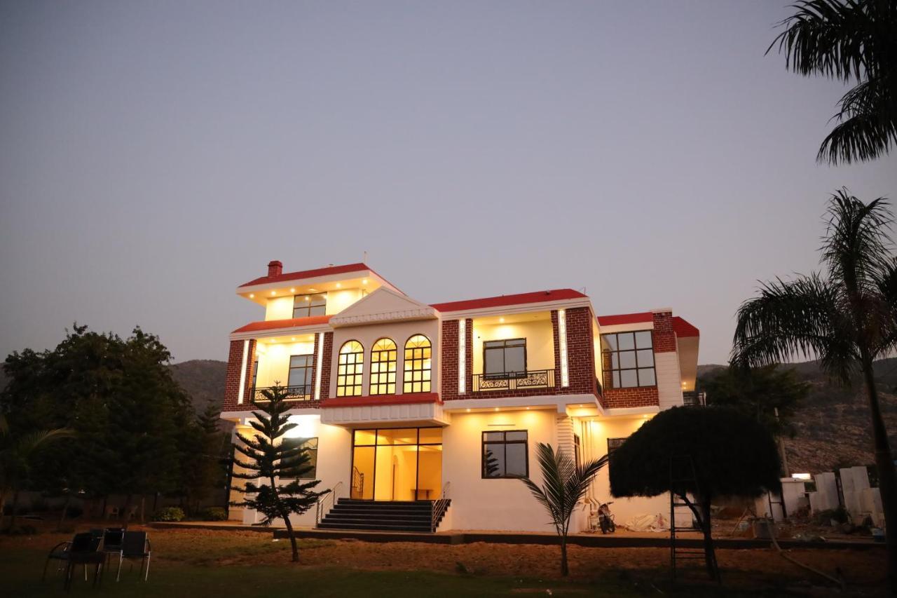 Winter Mountain Resort Pushkar Exterior foto